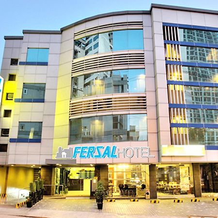 Fersal Hotel Neptune Makati Makati City Kültér fotó