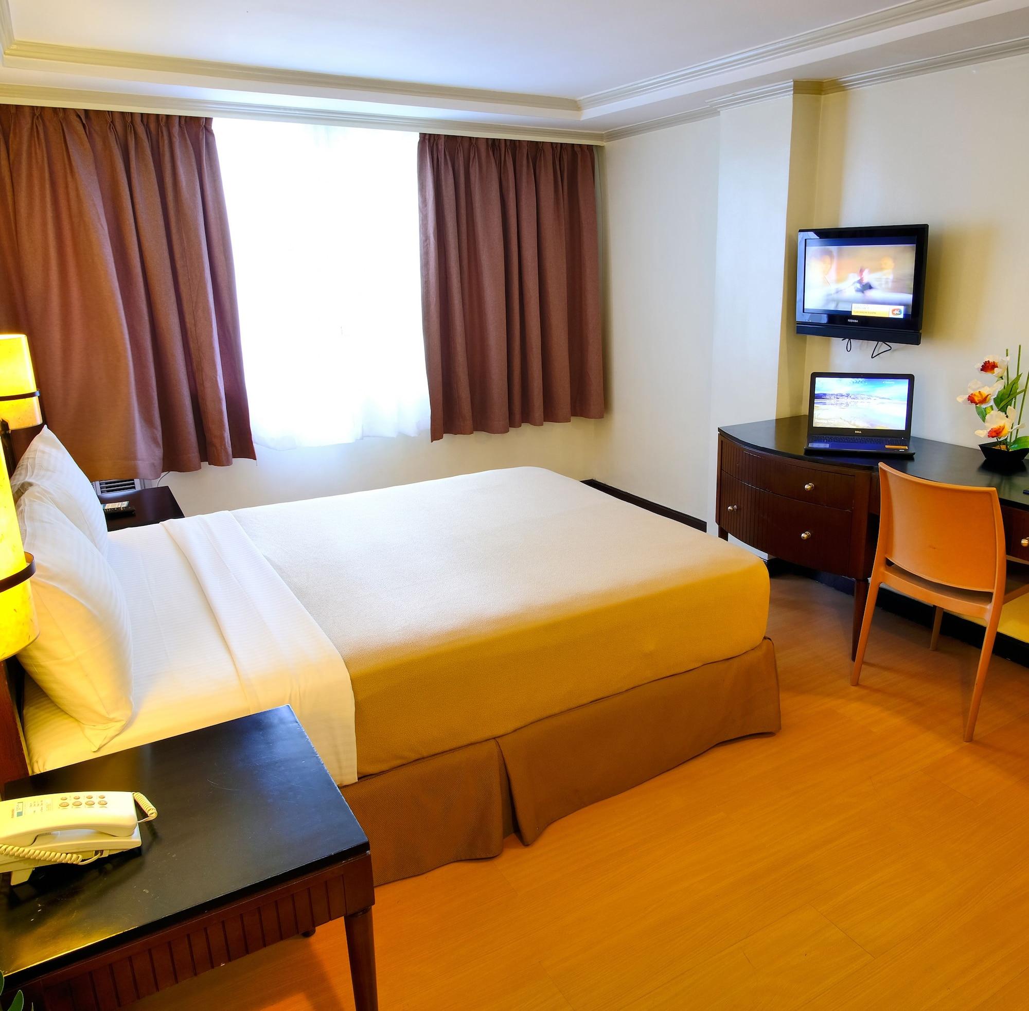 Fersal Hotel Neptune Makati Makati City Kültér fotó