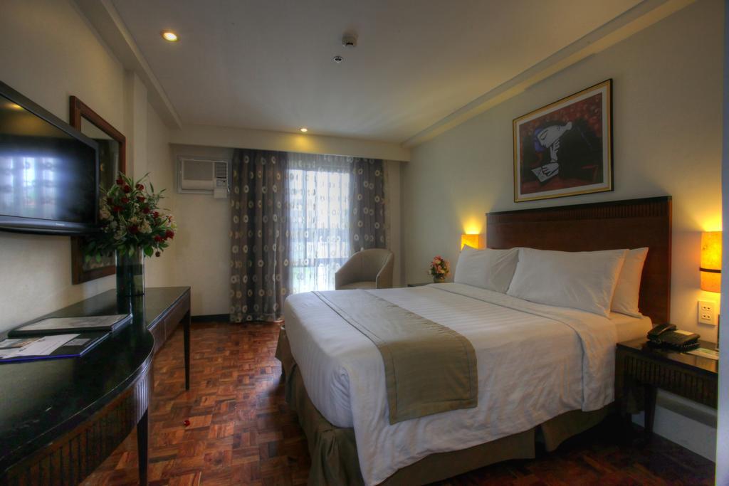 Fersal Hotel Neptune Makati Makati City Kültér fotó