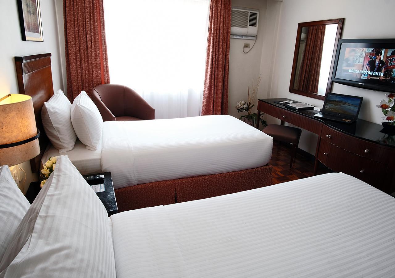 Fersal Hotel Neptune Makati Makati City Kültér fotó